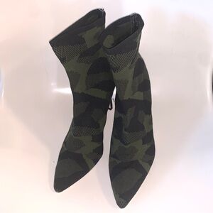 MIA Camo Ankle Sock Bootie Heels Size 8